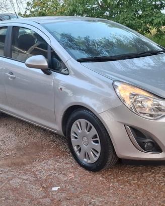 Opel Corsa 1.2 5 porte Sport