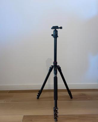 Treppiede per macchina fotografica