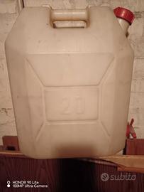 Tanica Plastica 20 litri con rubinetto 