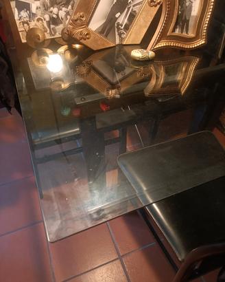 Tavolo in vetro 2x1 con 6 sedie