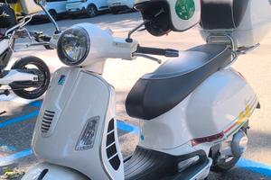 vespa gts 300