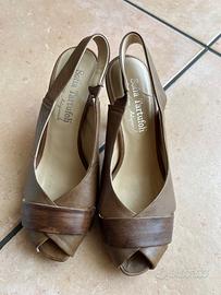 Sofia Tartufoli. Scarpe decoltè in pelle. TG 37