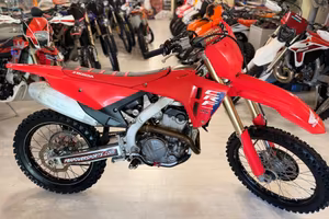 Honda CRF 250 2025 70 ore