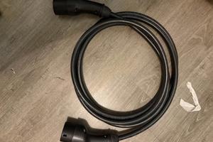 cavo  di ricarica per auto elettriche o ibride