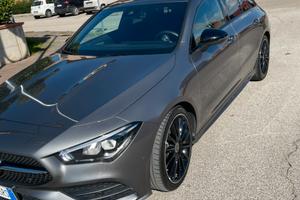 Mercedes gla 200 shootting brake AMG