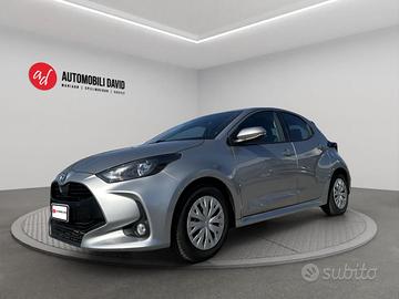 TOYOTA Yaris 1.5 Hybrid 5 porte Business