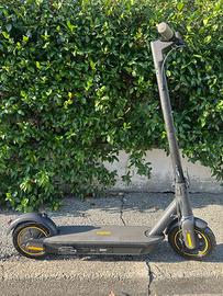Monopattino elettrico Ninebot G30 Max