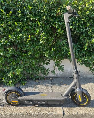 Monopattino elettrico Ninebot G30 Max