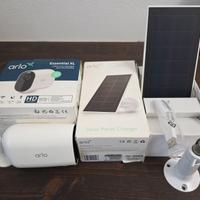 Telecamera WiFi Arlo Essential XL Spotlight