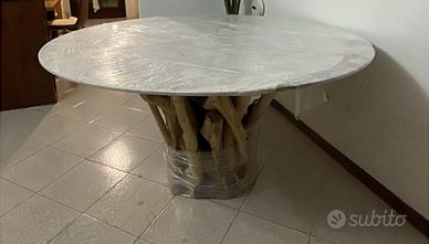 TAVOLO CON BASE IN RADICE DI ALBERO DI TEAK