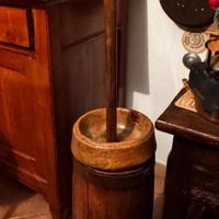 Zangola antico attrezzo burro epoca