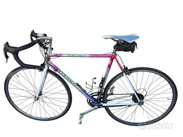 Bicicletta da corsa bici colnago