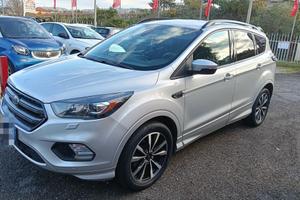 Ford Kuga 1.5 TDCI 120 CV S&S 2WD ST-Line