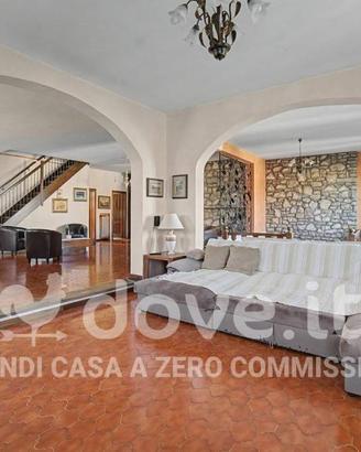 Appartamento di 230 m² con 5 locali a Calcinaia