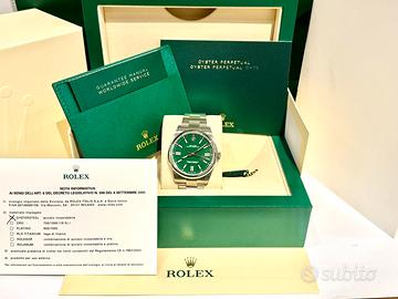 Rolex OP 124300 41mm oyster perpetual green/verde
