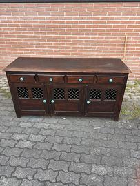 Credenza indiana