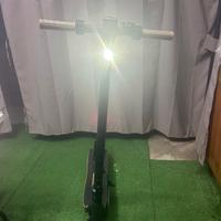 monopattino elettrico  semi nuovo