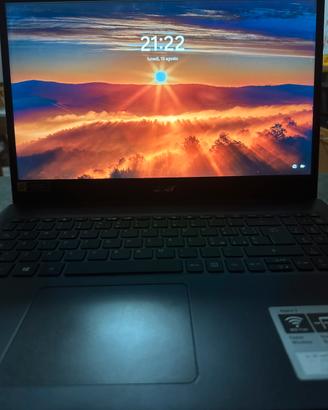 Acer Aspire 3 15.6’’ 8 GB RAM, 512 SSD