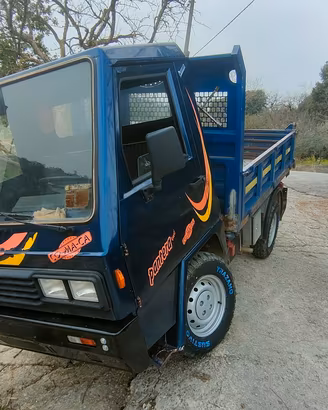 PANTERA Comaca con motore ISUZU 40CV