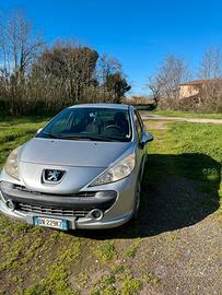 Peugeot 207 1.4 HDi Diesel  - 1500€