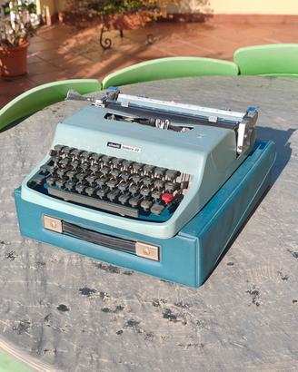 Olivetti Lettera 32