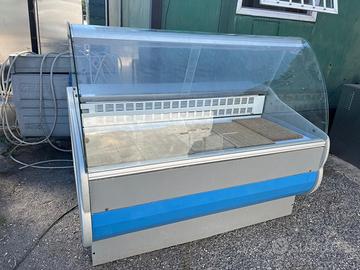 Vetrina refrigerata Tecnodom Salina da 150x80