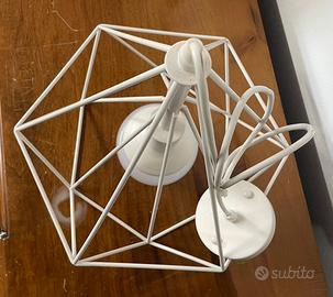 N.2 lampadari stile geometrico con lampadine inclu