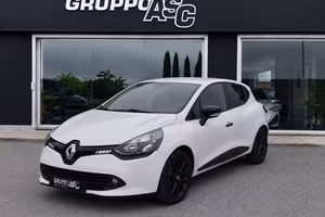 Renault Clio 5 Porte 1.2 BENZ 65cv ADATTA NEOPATEN