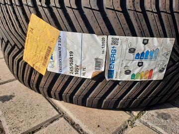 2 Gomme Michelin CrossClimate2 SUV 245/50R19