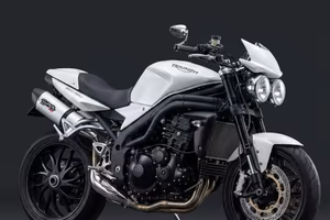 Triumph speed triple 1050
