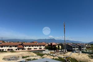 2 LOCALI A DESENZANO DEL GARDA
