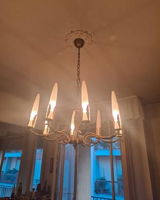 Lampadario classico 8 luci in ferro dorato