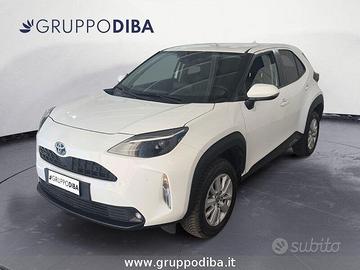 Toyota Yaris Cross 2021 1.5h Business fwd 116...