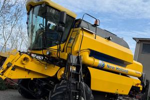 Mietitrebbia New holland TC5080