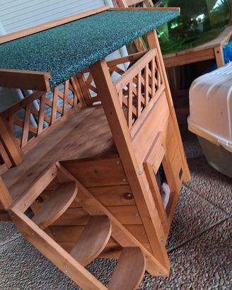 casetta in legno per gatti