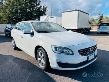 Volvo V60 D2 1.6 Momentum