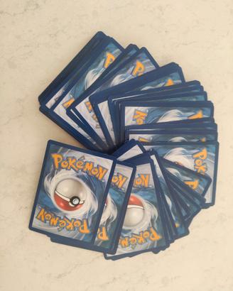 Carte Pokemon originali italiane - 80 pezzi