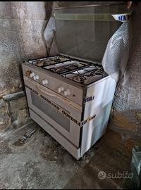  cucina a gas come nuova 