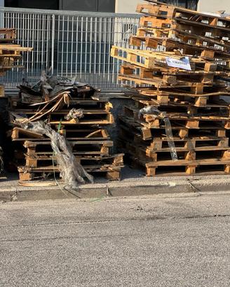 TAVOLE DI LEGNO