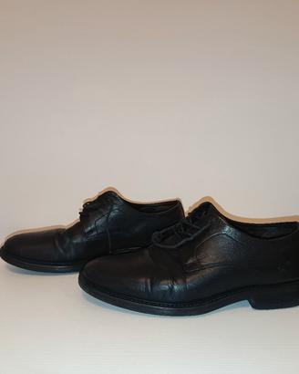Scarpe stringate uomo pelle nera Bata n.40
