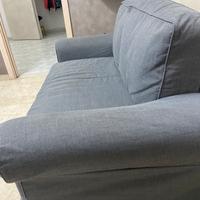 Divano letto 2 posti  – 200€