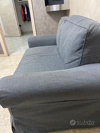 Divano letto 2 posti  – 200€