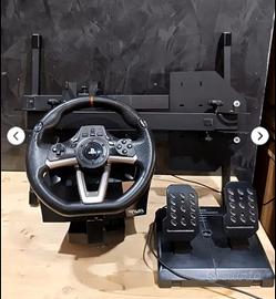 Pedaliera per PS4 con struttura.