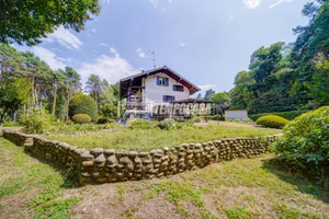 BORGO TICINO - VILLA INDIPENDENTE CON TAVERNA E AM