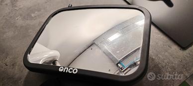 Specchietto retrovisore controllo bimbi 
