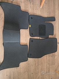 tappetini touran dal 2016 in poi