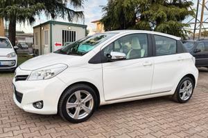 Toyota Yaris 1.3 5 porte OK NEOPATENTATI