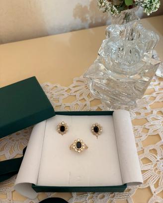 Gioielli in oro 18kt, parure completa con pietre