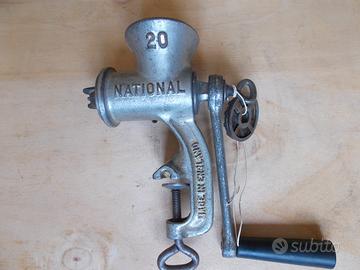 Tritacarne manuale in ghisa spong 20