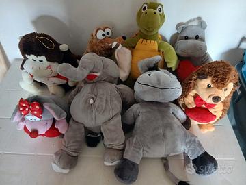 peluche vari tipi e altezze